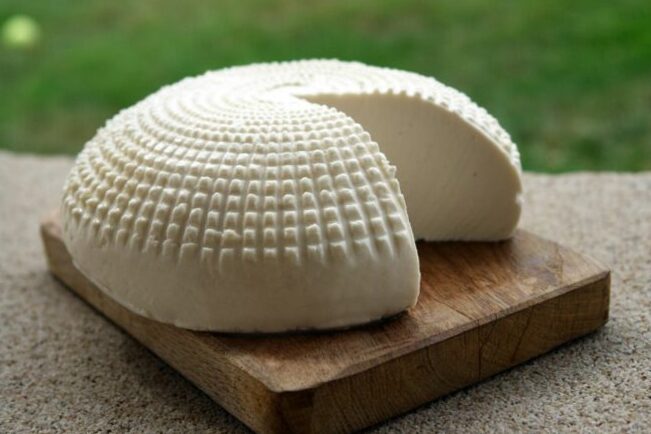 You are allowed the dairy products (cheese, yogurt) if you suffer from fatty liver? 2