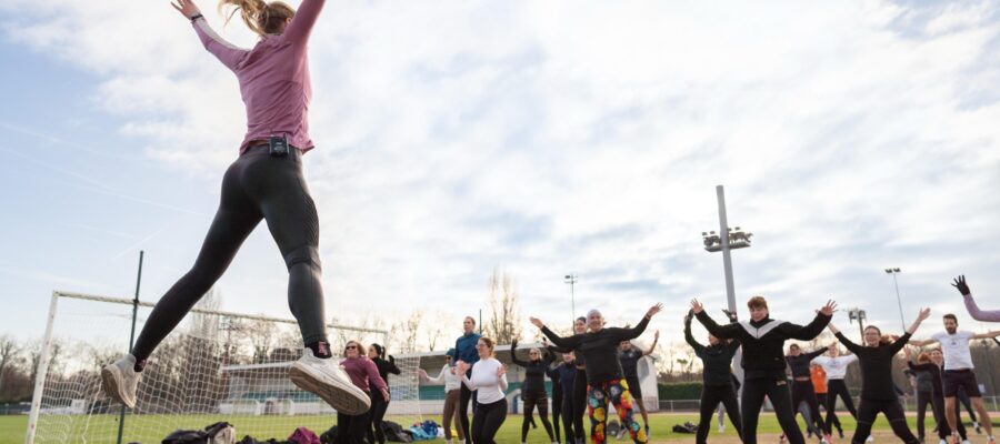 How to survive environmental stress